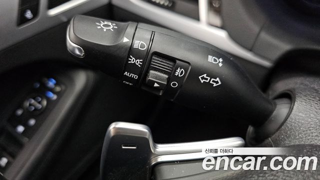 Genesis G80 3.3 GDI AWD Luxury 2017 — фото 28