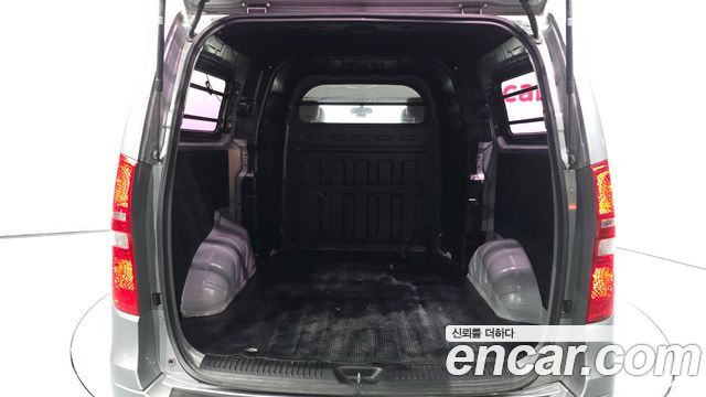 Hyundai Grand Starex 5-Seater VAN Smart 2017 — фото 20