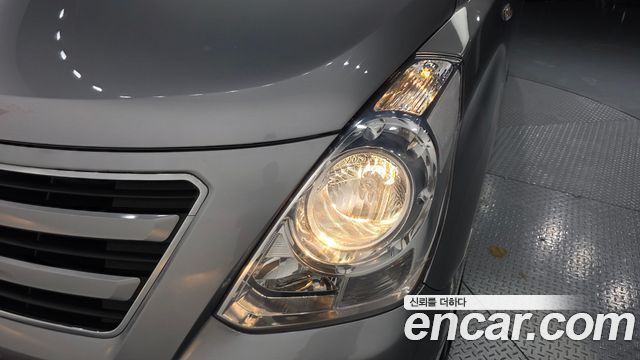 Hyundai Grand Starex 5-Seater VAN Smart 2017 — фото 22