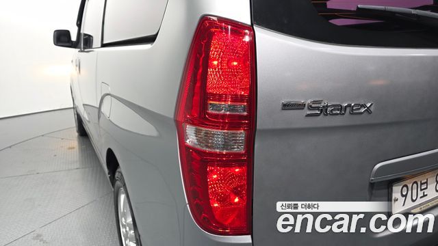 Hyundai Grand Starex 5-Seater VAN Smart 2017 — фото 23