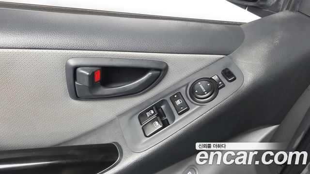 Hyundai Grand Starex 5-Seater VAN Smart 2017 — фото 28