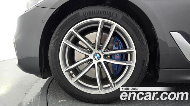 BMW 5 Series (G30) 530i xDrive M Sport Package Plus 2018 — фото 5