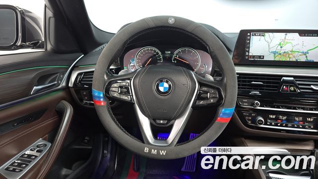 BMW 5 Series (G30) 530i xDrive M Sport Package Plus 2018 — фото 12