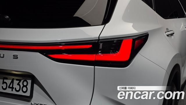 Lexus NX350h (II) Premium 2026 — фото 23