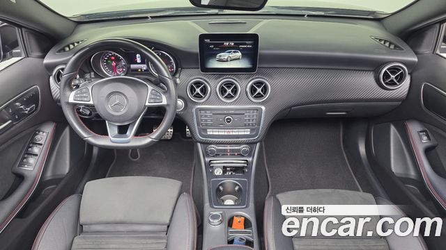Mercedes-Benz A-Class (W176) A200 AMG Line 2018 — фото 7