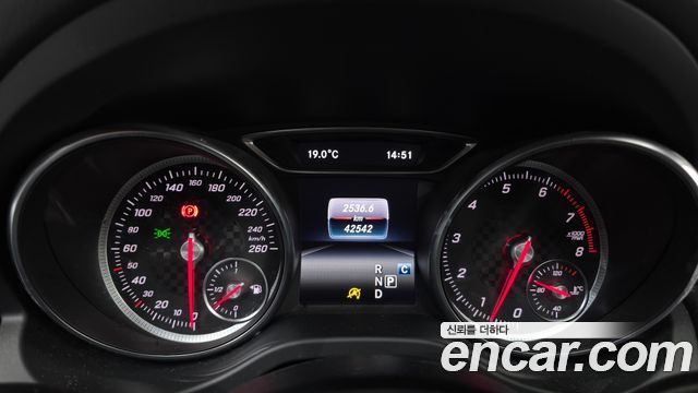 Mercedes-Benz A-Class (W176) A200 AMG Line 2018 — фото 8