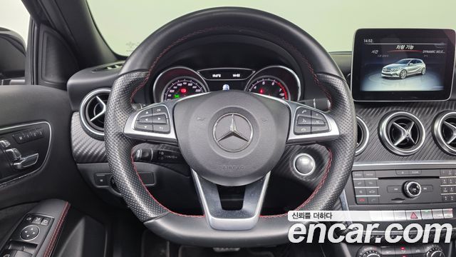 Mercedes-Benz A-Class (W176) A200 AMG Line 2018 — фото 17
