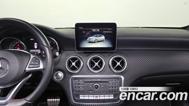 Mercedes-Benz A-Class (W176) A200 AMG Line 2018 — фото 18
