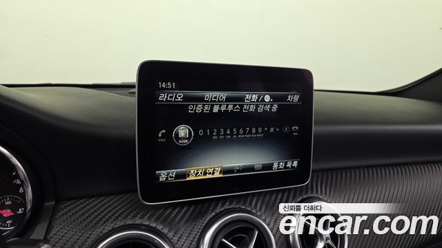 Mercedes-Benz A-Class (W176) A200 AMG Line 2018 — фото 19