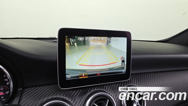 Mercedes-Benz A-Class (W176) A200 AMG Line 2018 — фото 20