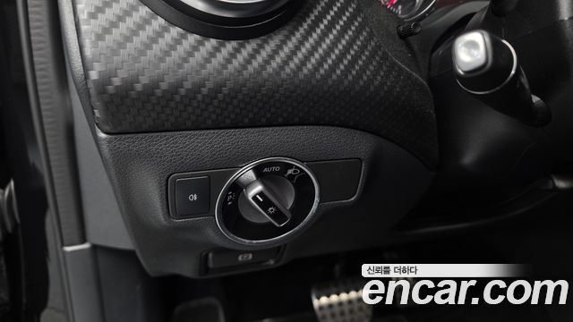 Mercedes-Benz A-Class (W176) A200 AMG Line 2018 — фото 21