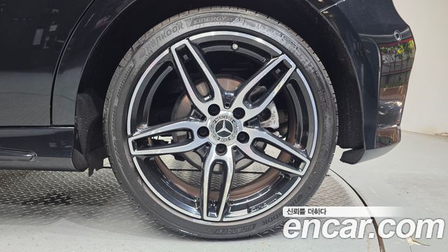 Mercedes-Benz A-Class (W176) A200 AMG Line 2018 — фото 27