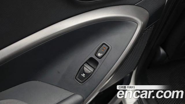 Hyundai Maxcruise Diesel(e-VGT) 2.2 2WD Exclusive Special 2015 — фото 22