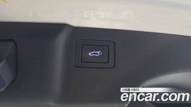 Hyundai Maxcruise Diesel(e-VGT) 2.2 2WD Exclusive Special 2015 — фото 35