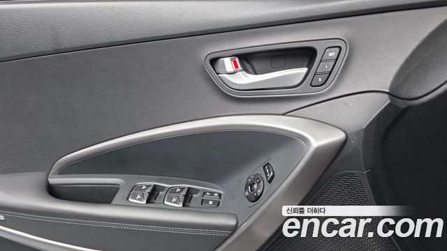 Hyundai Maxcruise Diesel(e-VGT) 2.2 2WD Exclusive Special 2015 — фото 36