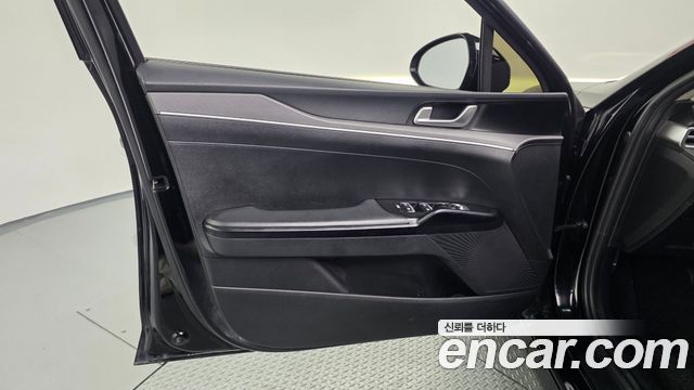 Kia K5 (III) 1.6 Turbo Prestige 2020 — фото 24