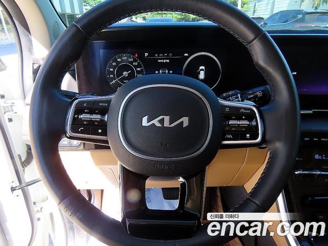 Kia Carnival (IV) Gasoline 7-Seater Noblesse 2022 — фото 8