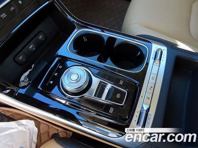 Kia Carnival (IV) Gasoline 7-Seater Noblesse 2022 — фото 10