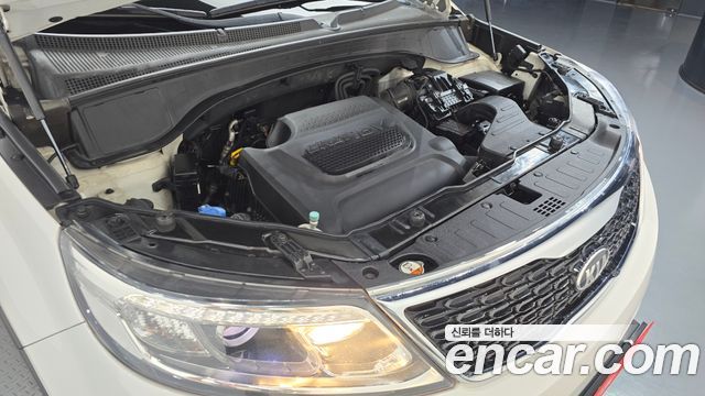 Kia Sorento R Diesel 2.0 2WD Prestige 2014 — фото 6