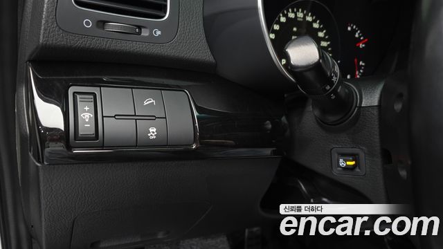 Kia Sorento R Diesel 2.0 2WD Prestige 2014 — фото 16