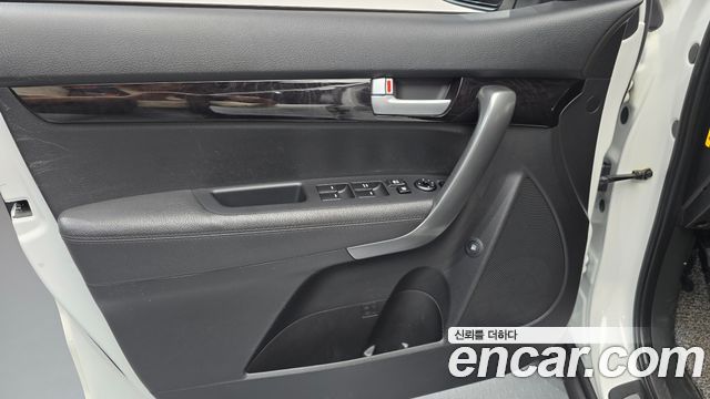 Kia Sorento R Diesel 2.0 2WD Prestige 2014 — фото 24