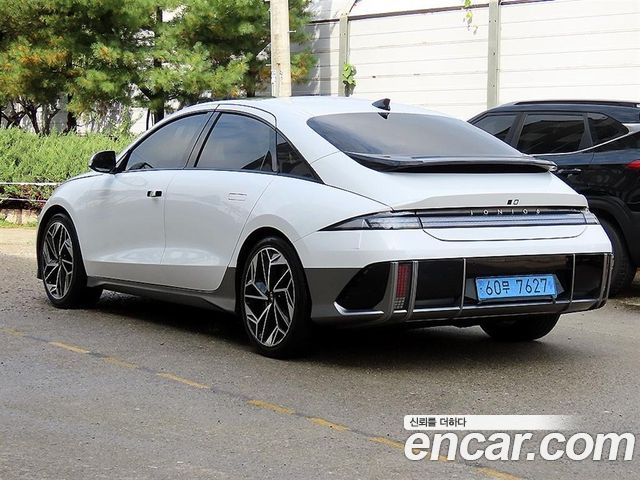 Hyundai Ioniq 6 Long Range Exclusive + 2023 — фото 3