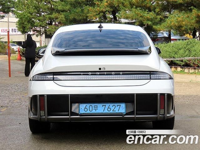 Hyundai Ioniq 6 Long Range Exclusive + 2023 — фото 4