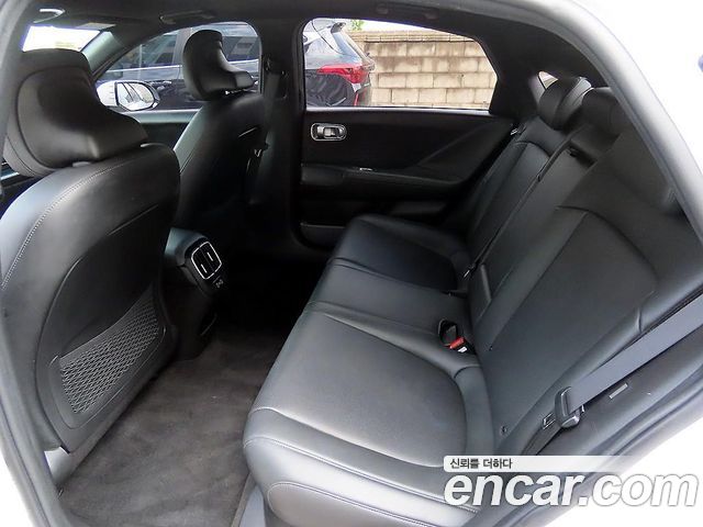 Hyundai Ioniq 6 Long Range Exclusive + 2023 — фото 6