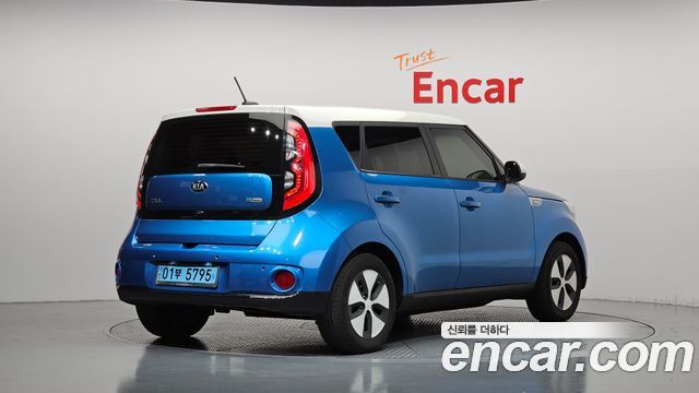 Kia Soul EV EV 2017 — фото 2