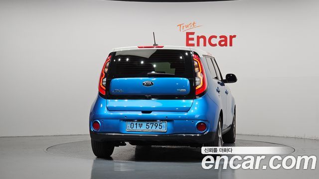 Kia Soul EV EV 2017 — фото 4
