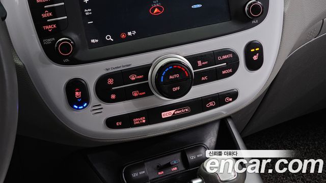 Kia Soul EV EV 2017 — фото 23