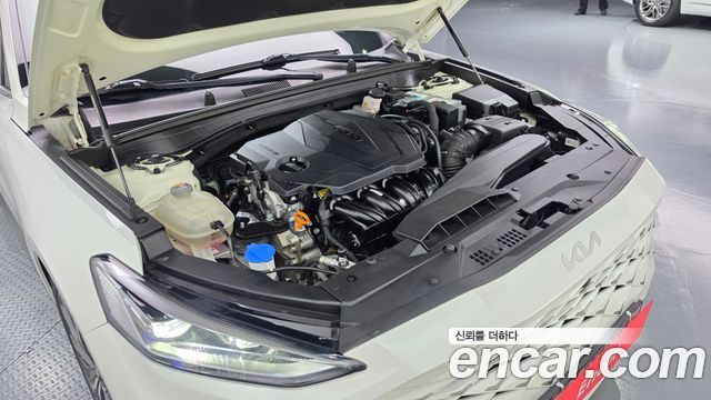 Kia K8 2.5 Gasoline 2WD Noblesse 2022 — фото 6