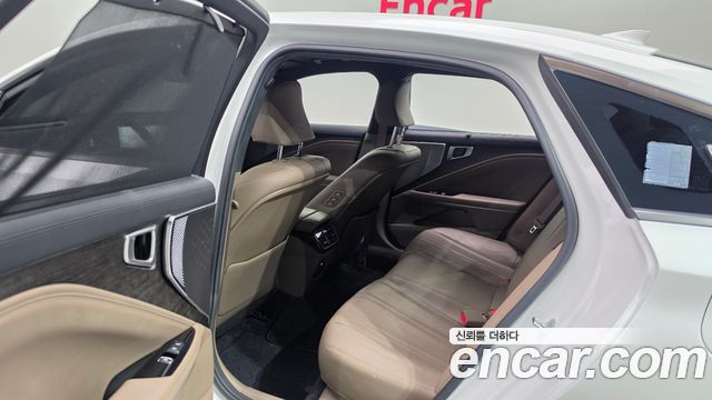 Kia K8 2.5 Gasoline 2WD Noblesse 2022 — фото 11
