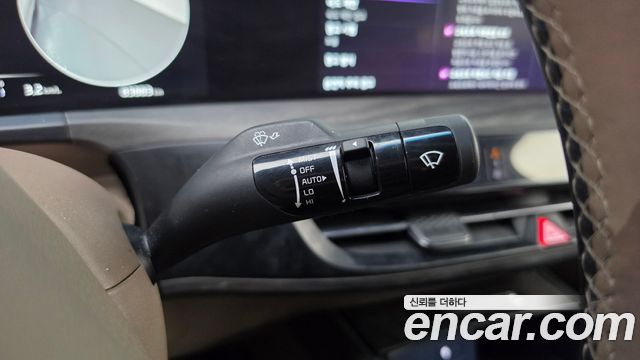 Kia K8 2.5 Gasoline 2WD Noblesse 2022 — фото 18
