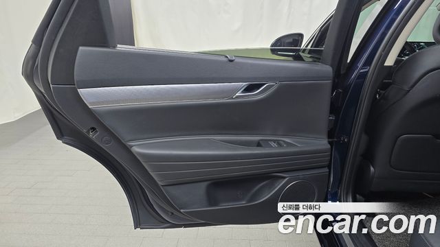 Genesis G80 (RG3) Gasoline 2.5 Turbo AWD 2021 — фото 25