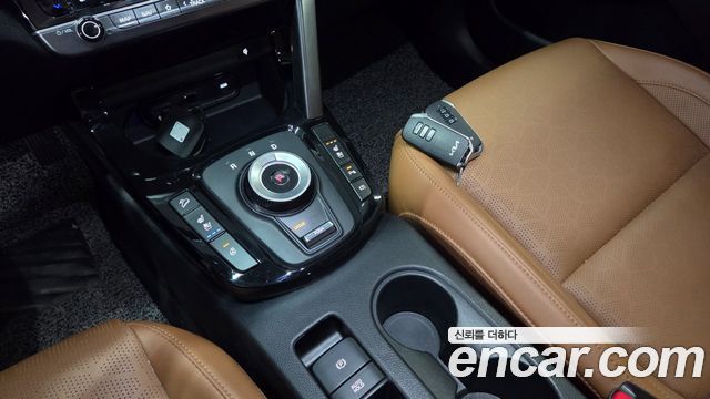 Kia Seltos Gasoline 1.6 Turbo 2WD Signature 2025 — фото 9