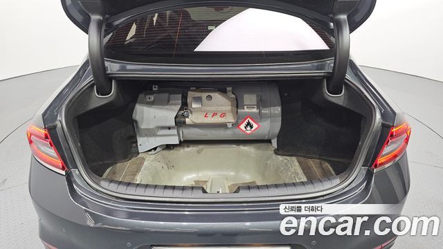 Hyundai Grandeur (IG) 3.0 LPi Dsabled Person Premium Special 2018 — фото 17