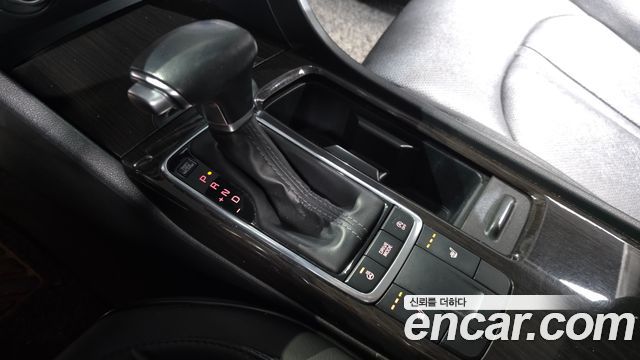 Kia K5 (II) 1.7 Diesel SX Prestige 2016 — фото 9