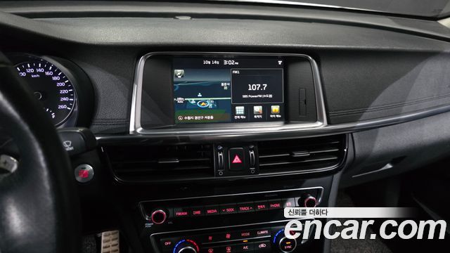 Kia K5 (II) 1.7 Diesel SX Prestige 2016 — фото 15