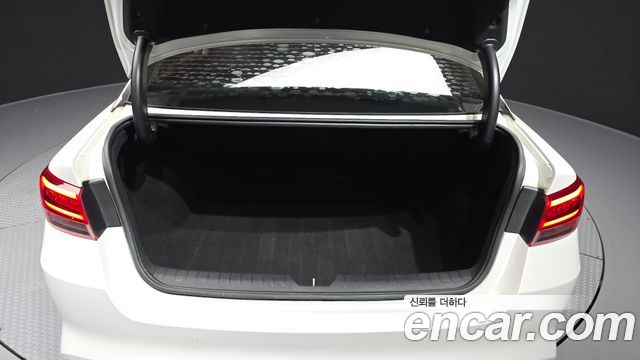 Kia K5 (II) 1.7 Diesel SX Prestige 2016 — фото 20