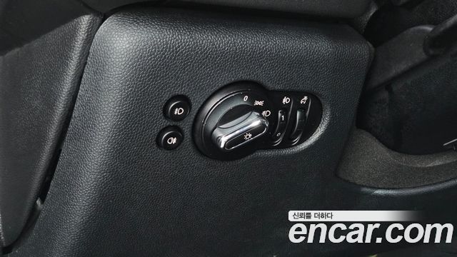 MINI Cooper D Standard 3rd 2015 — фото 14