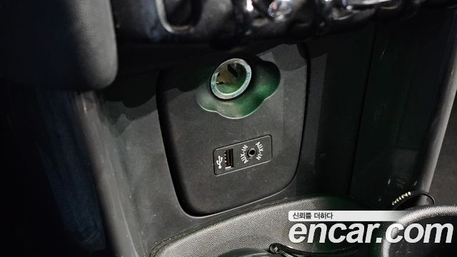 MINI Cooper D Standard 3rd 2015 — фото 18