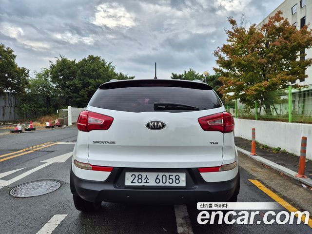Kia Sportage R Diesel 2WD TLX High-Deluxe 2014 — фото 4