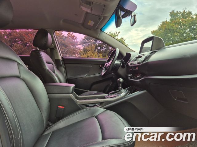 Kia Sportage R Diesel 2WD TLX High-Deluxe 2014 — фото 18