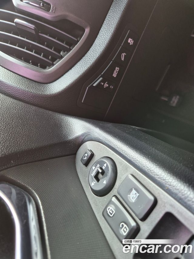Kia Sportage R Diesel 2WD TLX High-Deluxe 2014 — фото 20