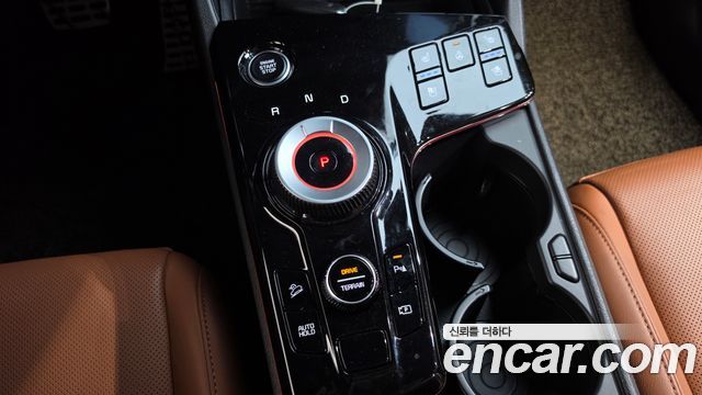 Kia Sportage Hybrid (V) Signature 4WD 2023 — фото 9