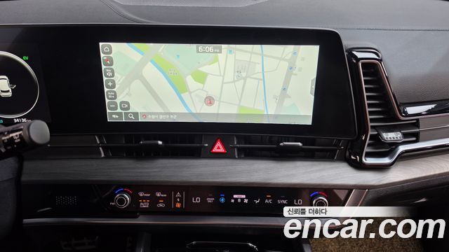 Kia Sportage Hybrid (V) Signature 4WD 2023 — фото 12