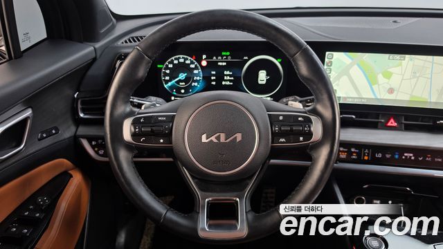 Kia Sportage Hybrid (V) Signature 4WD 2023 — фото 13