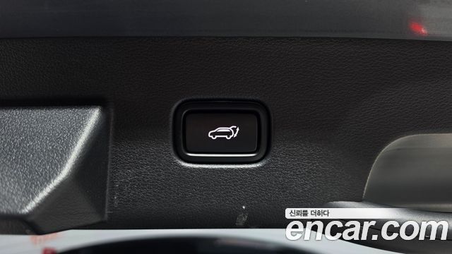 Kia Sportage Hybrid (V) Signature 4WD 2023 — фото 17