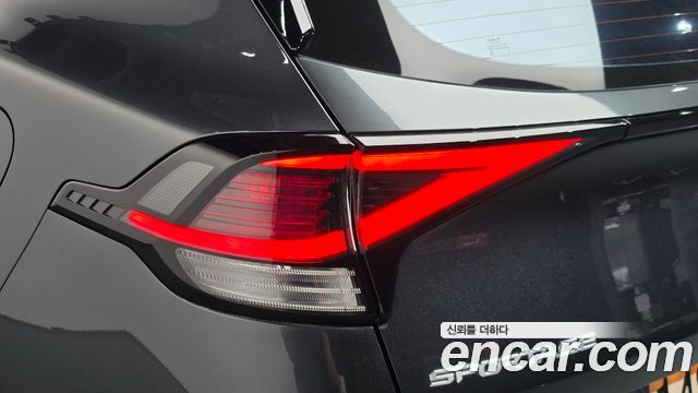 Kia Sportage Hybrid (V) Signature 4WD 2023 — фото 23